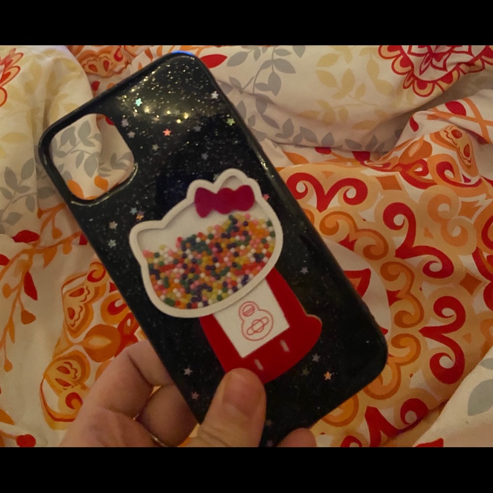 Hello kitty gumball case